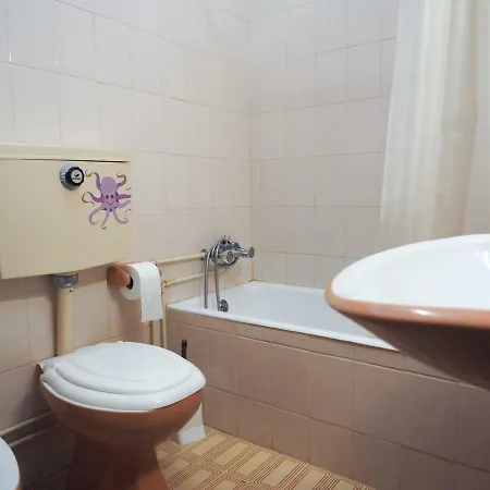 Oporto House *